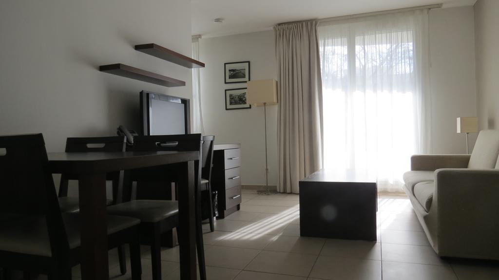 Residence Services Calypso Calanques Plage Marselha Exterior foto