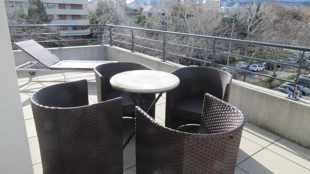 Residence Services Calypso Calanques Plage Marselha Quarto foto