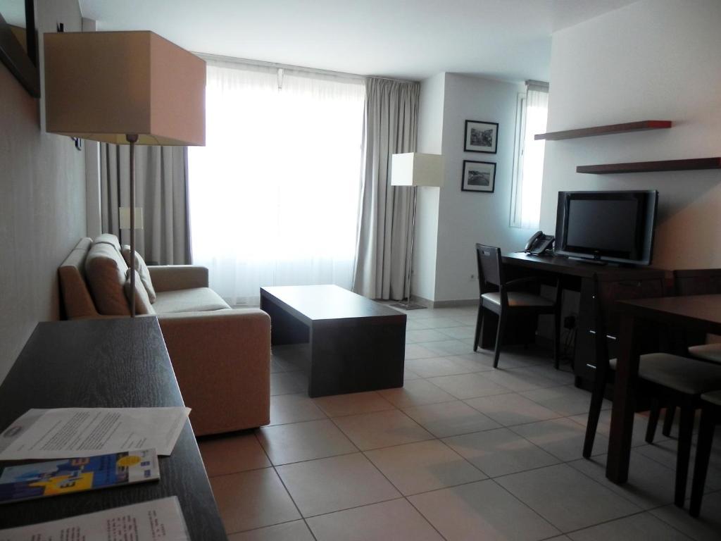 Residence Services Calypso Calanques Plage Marselha Quarto foto